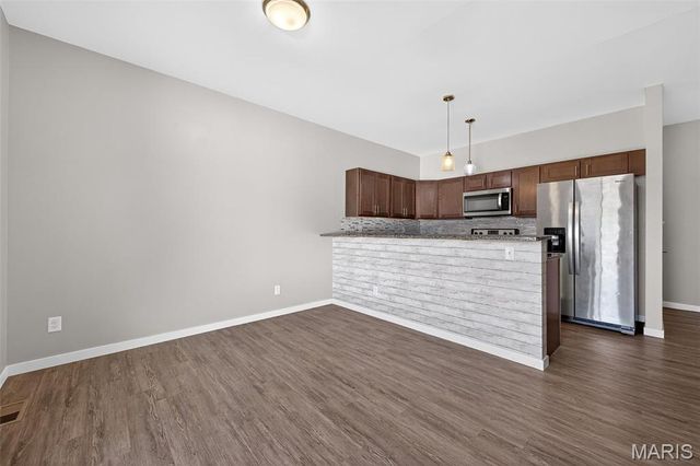 201 Old Schaeffer Lane, O'fallon, MO 63366