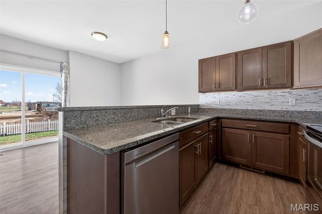 201 Old Schaeffer Lane, O'fallon, MO 63366