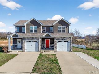 201 Old Schaeffer Lane, O'fallon, MO 63366
