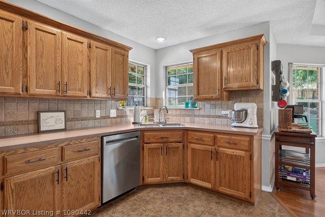 2720 Northridge Circle, Van Buren, AR 72956