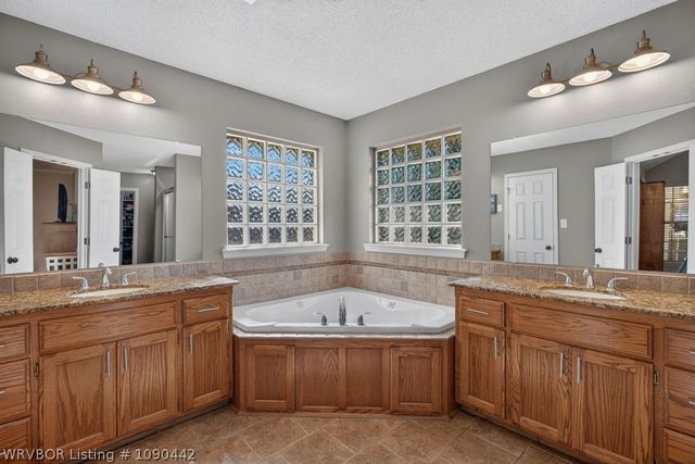 2720 Northridge Circle, Van Buren, AR 72956