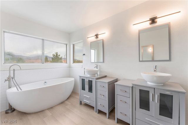 3695 Funston Way, Las Vegas, NV 89129