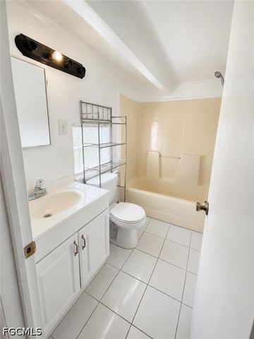 2204 Coronet ST, Fort Myers, FL 33907