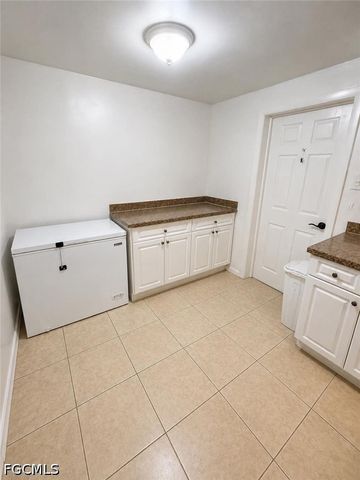 2204 Coronet ST, Fort Myers, FL 33907