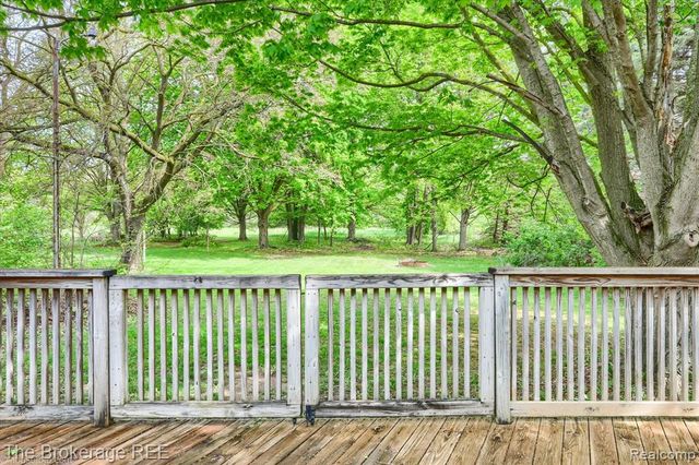 5042 Cook Road, Swartz Creek, MI 48473