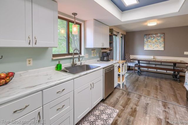 5042 Cook Road, Swartz Creek, MI 48473