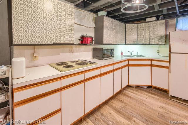 5042 Cook Road, Swartz Creek, MI 48473