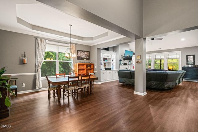 624 E Hatterleigh Avenue, Hillsborough, NC 27278