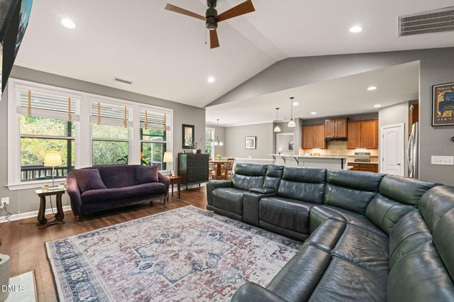 624 E Hatterleigh Avenue, Hillsborough, NC 27278