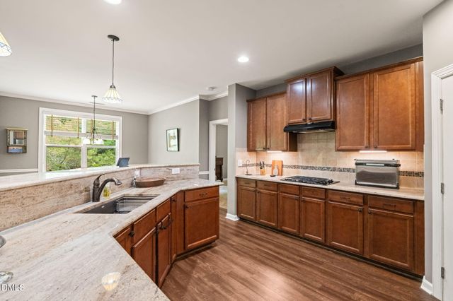 624 E Hatterleigh Avenue, Hillsborough, NC 27278