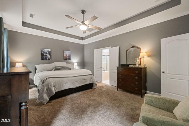 624 E Hatterleigh Avenue, Hillsborough, NC 27278