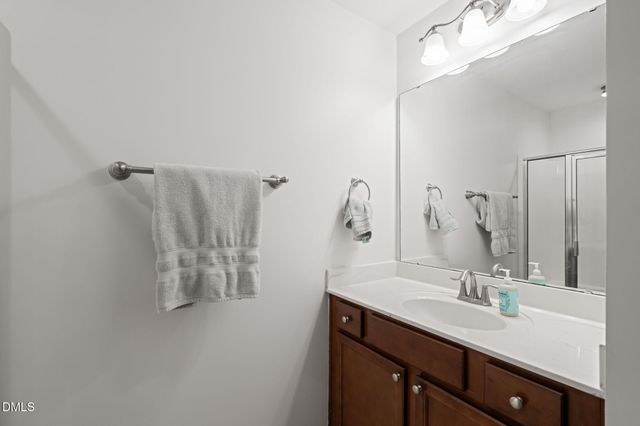 624 E Hatterleigh Avenue, Hillsborough, NC 27278