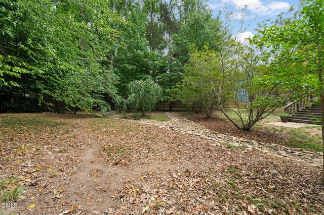 624 E Hatterleigh Avenue, Hillsborough, NC 27278