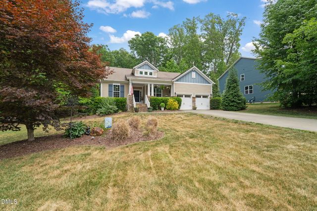 624 E Hatterleigh Avenue, Hillsborough, NC 27278
