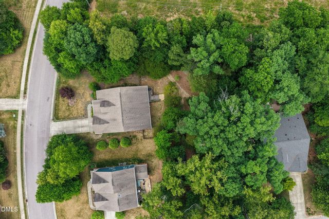 624 E Hatterleigh Avenue, Hillsborough, NC 27278