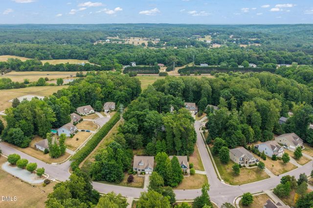 624 E Hatterleigh Avenue, Hillsborough, NC 27278