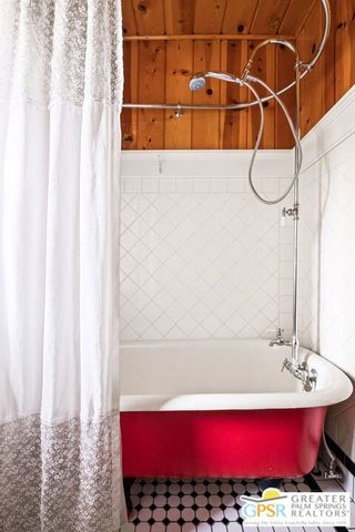 54700 Pine Crest Avenue, Idyllwild, CA 92549