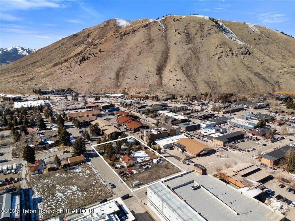 165 S MILLWARD Street, Jackson, WY 83001 photo 12