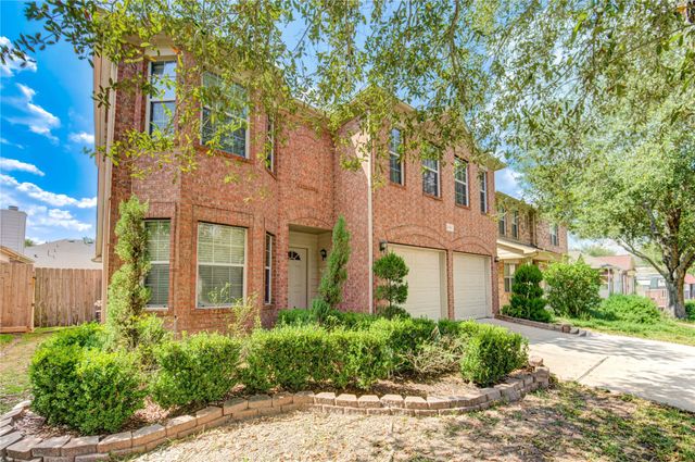 5711 Kenwood, Missouri City, TX 77459