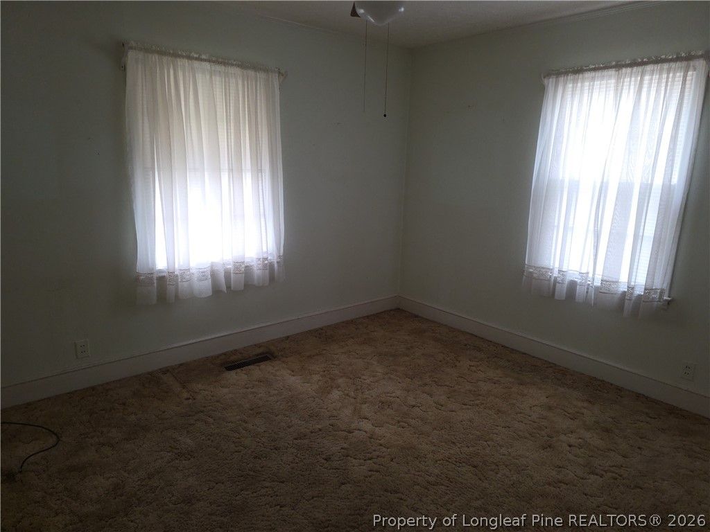 407 North Edinborough Street, Red Springs, NC 28377 — photo 9