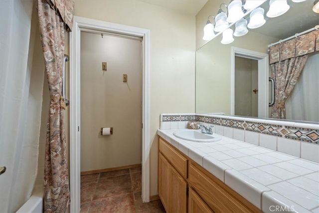3151 Parkhill, Santa Margarita, CA 93453