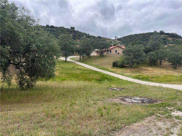 3151 Parkhill, Santa Margarita, CA 93453