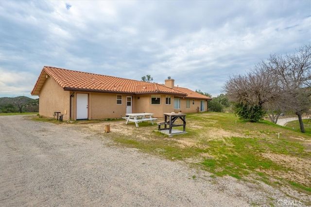 3151 Parkhill, Santa Margarita, CA 93453