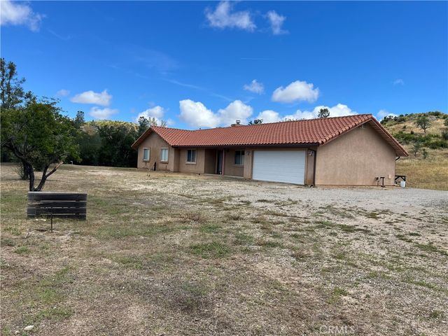 3151 Parkhill, Santa Margarita, CA 93453
