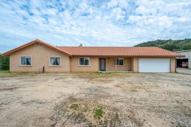 3151 Parkhill, Santa Margarita, CA 93453