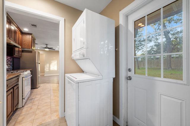 1009 Alden DR, Austin, TX 78758