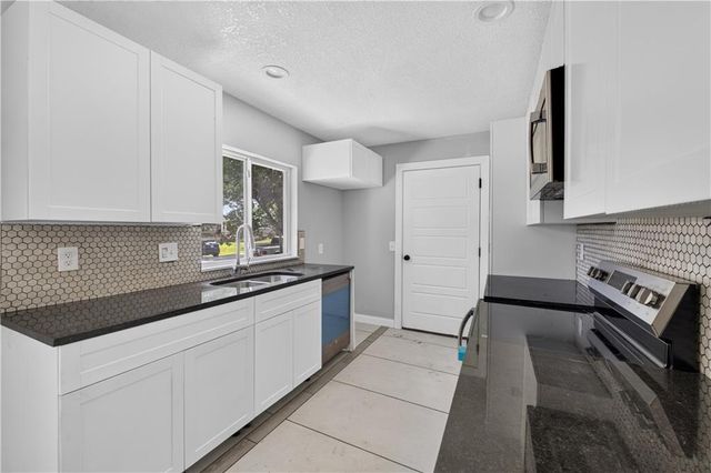 8206 Ohio Avenue, Kansas City, KS 66112