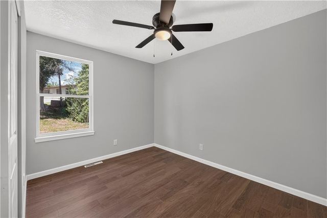 8206 Ohio Avenue, Kansas City, KS 66112