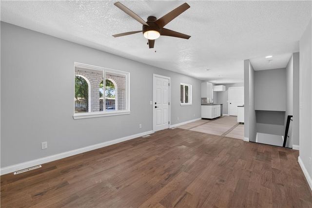 8206 Ohio Avenue, Kansas City, KS 66112