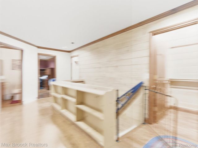 4009 Dabish Drive, Lake Orion Village, MI 48362