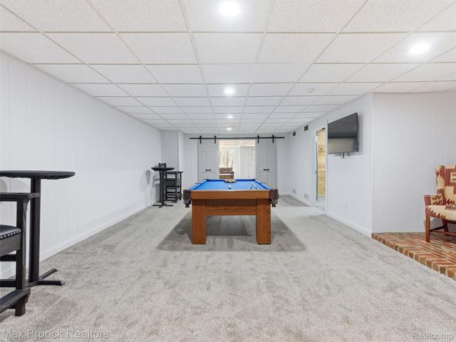 4009 Dabish Drive, Lake Orion Village, MI 48362