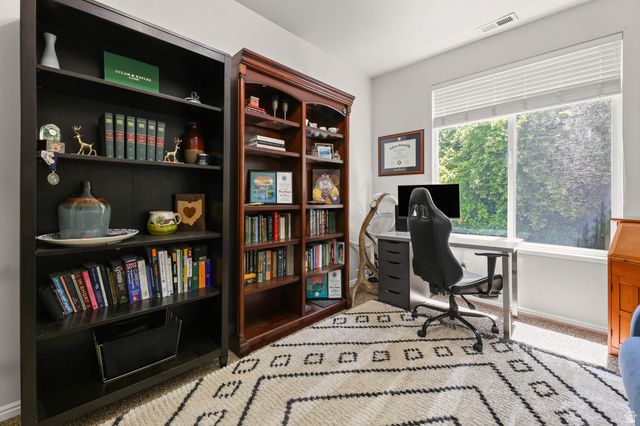 1077 N BELLINGHAM CT, North Salt Lake, UT 84054