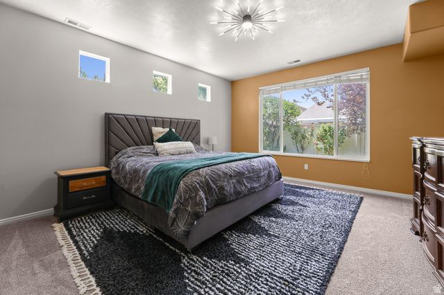 1077 N BELLINGHAM CT, North Salt Lake, UT 84054