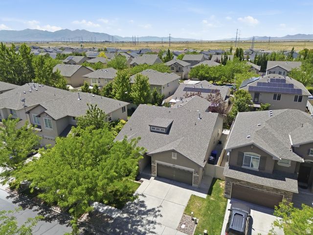 1077 N BELLINGHAM CT, North Salt Lake, UT 84054