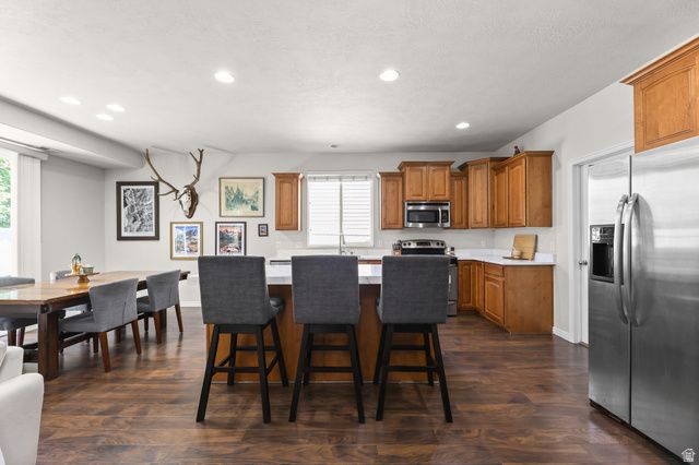 1077 N BELLINGHAM CT, North Salt Lake, UT 84054