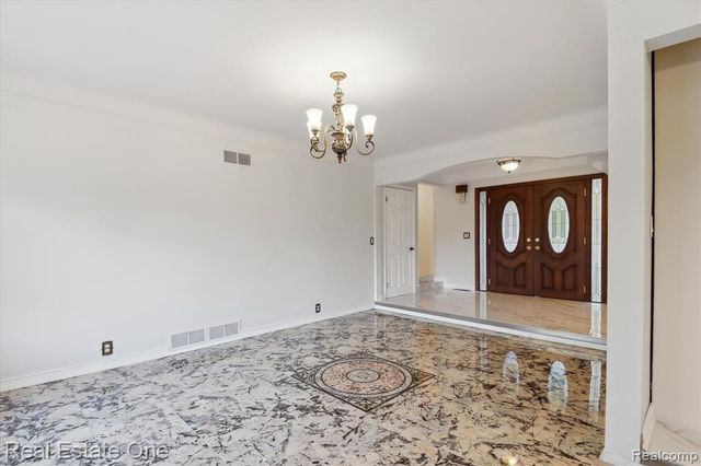 23944 Fordson Drive, Dearborn, MI 48124