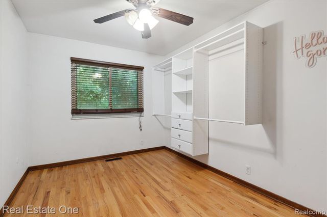 23944 Fordson Drive, Dearborn, MI 48124