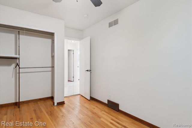 23944 Fordson Drive, Dearborn, MI 48124