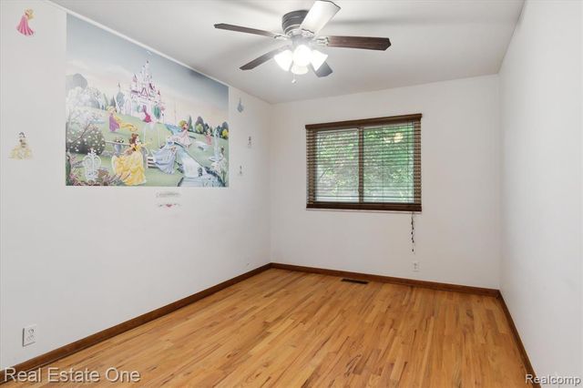 23944 Fordson Drive, Dearborn, MI 48124