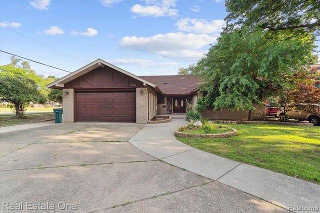 23944 Fordson Drive, Dearborn, MI 48124
