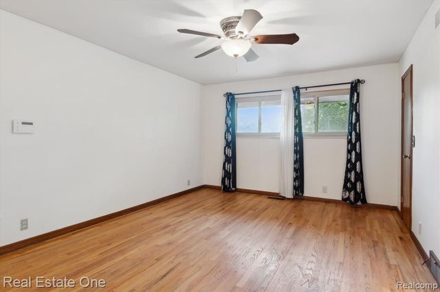 23944 Fordson Drive, Dearborn, MI 48124