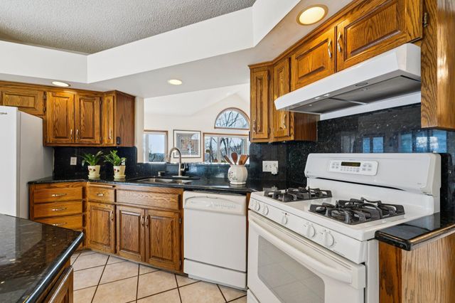 2701 Ashley Terrace, New Brighton, MN 55112