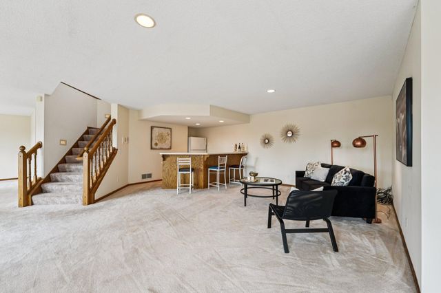 2701 Ashley Terrace, New Brighton, MN 55112