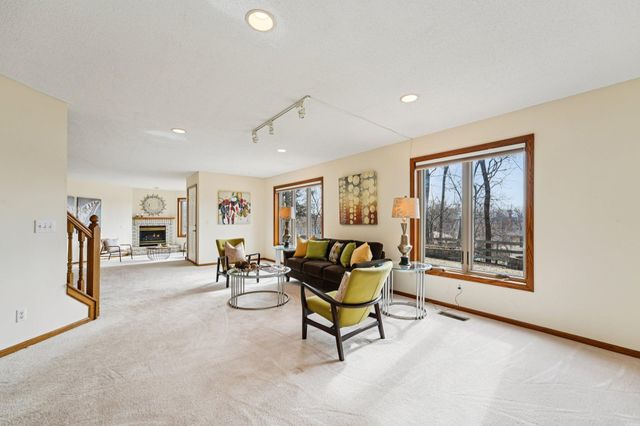 2701 Ashley Terrace, New Brighton, MN 55112