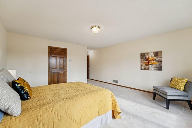 2701 Ashley Terrace, New Brighton, MN 55112