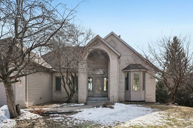 2701 Ashley Terrace, New Brighton, MN 55112
